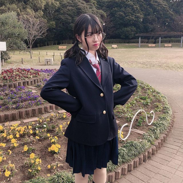 星乃夢奈 制服 眼鏡