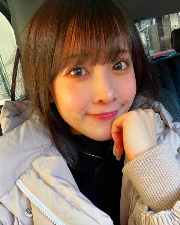 山本ひかる　SNS画像