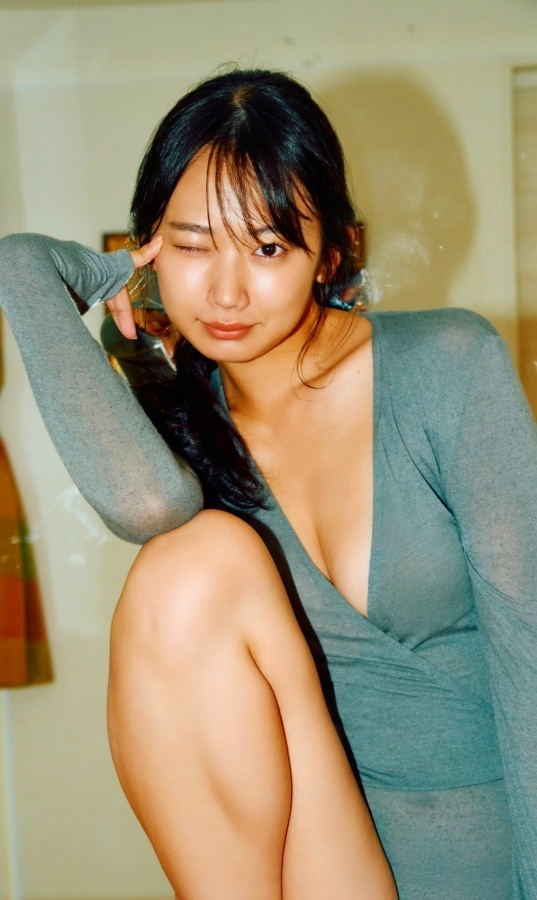 相沢菜々子　セクシー画像