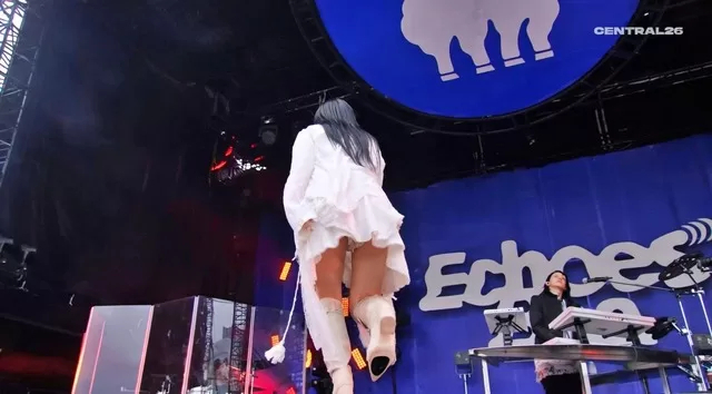 幾田りら パンチラ画像