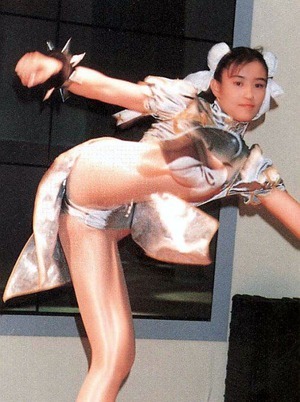 水野美紀　パンチラ画像