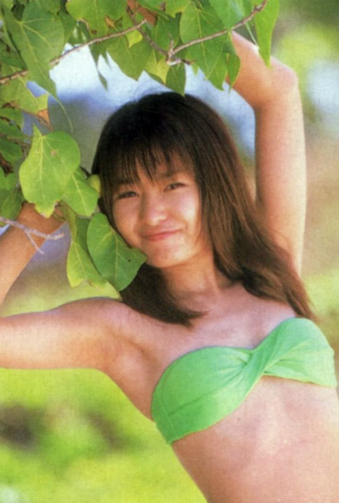 井上麻美　脇画像