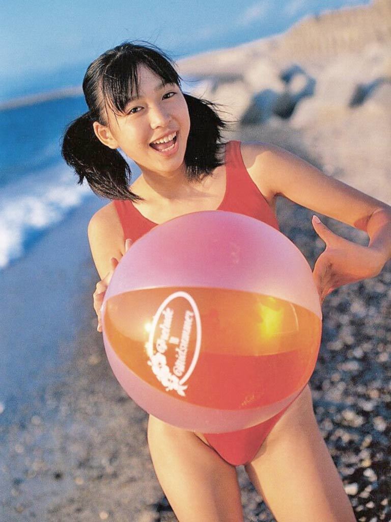黒川芽以　モリマン画像