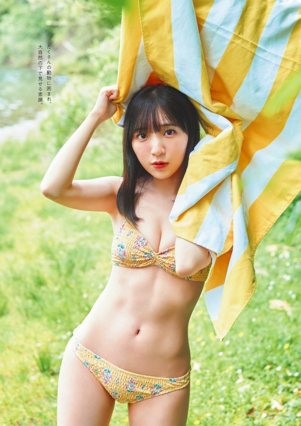 豊田萌絵　水着画像